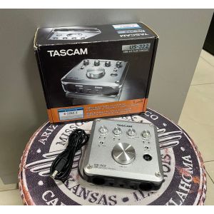Tascam US322 аудиоинтерфейс USED