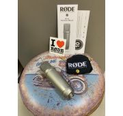 Rode NT1-A студийный конденсаторный микрофон, выставочный экземпляр