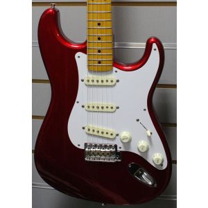 Fender Stratocaster ST57 электрогитара, цвет красный, про-во Япония, USED